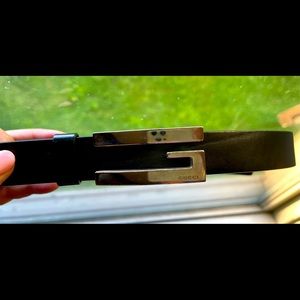 Gucci women’s belt size 32